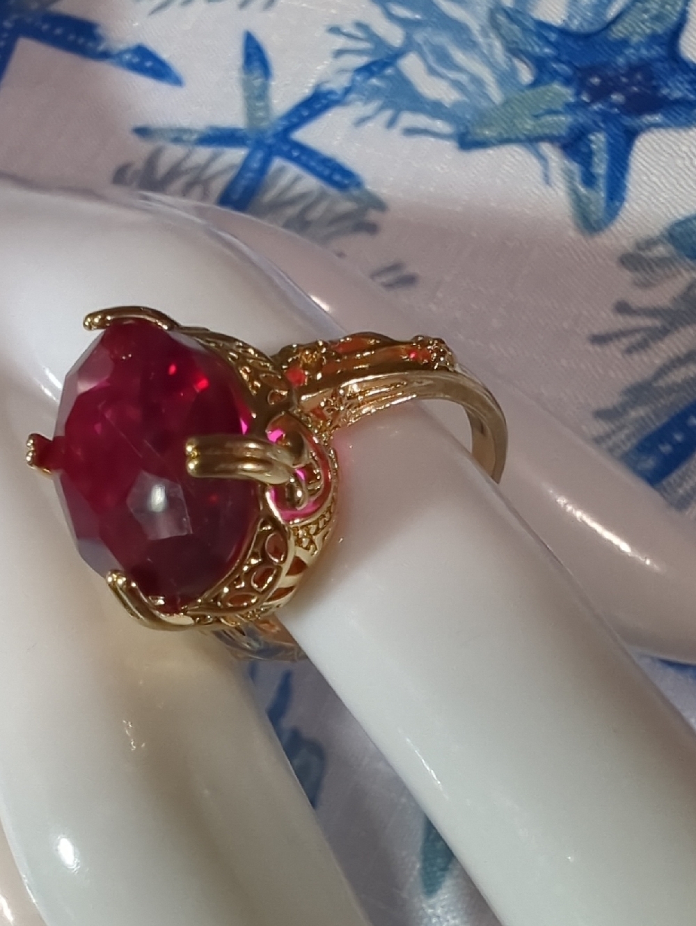 Pink Topaz Ring In Gold NWT Size 8 - Picture 9 of 10